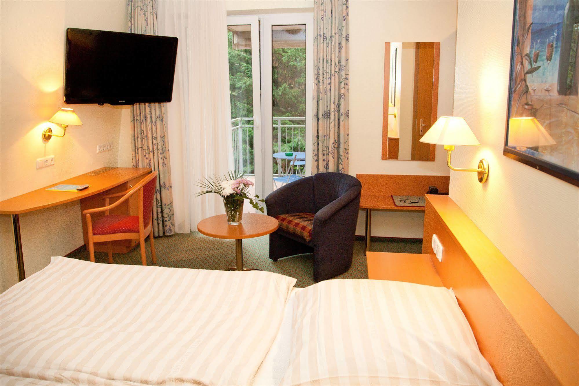 Hotel Gremersdorf - Zum Gruenen Jaeger Exterior foto